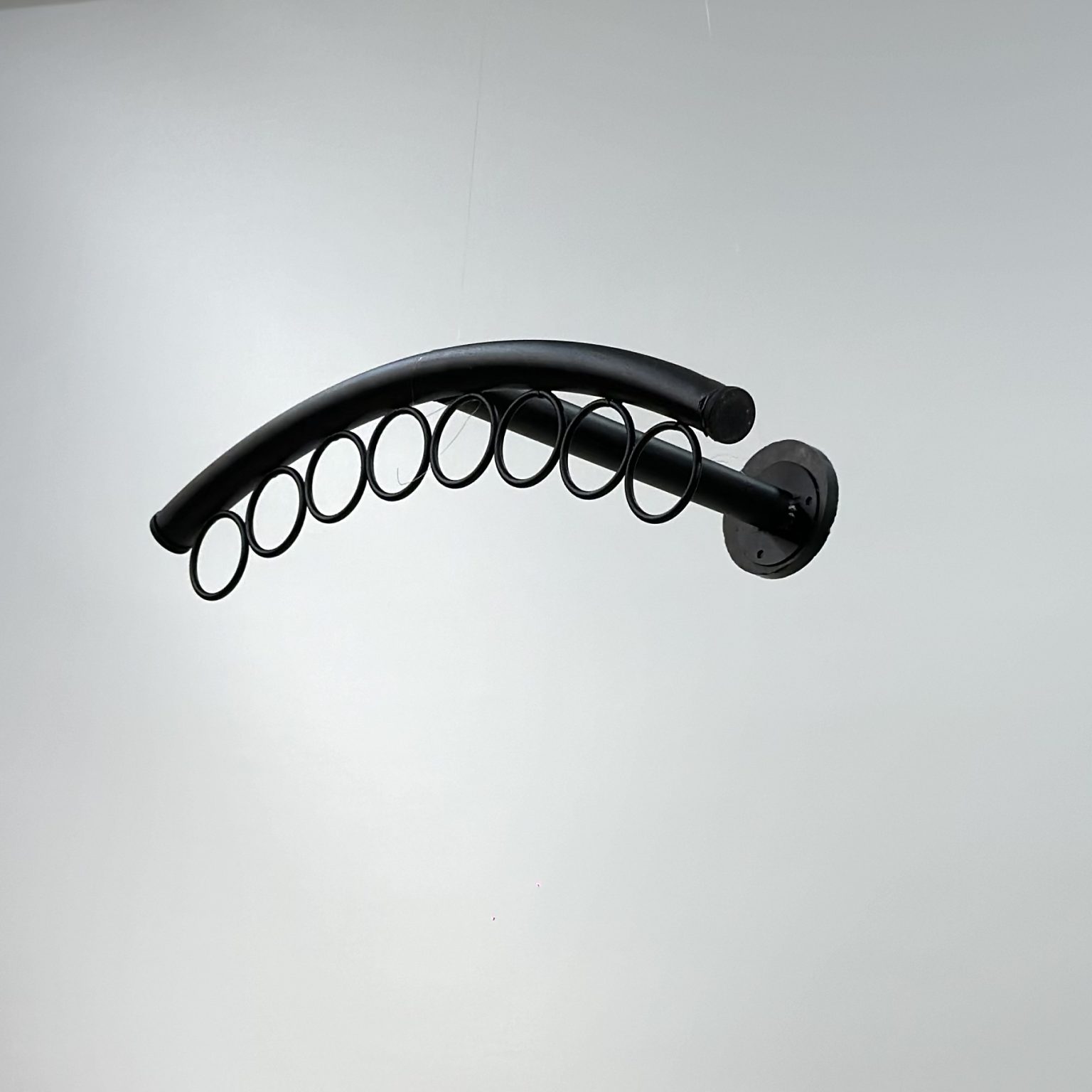 رگال لباس دیواری هلالی D105